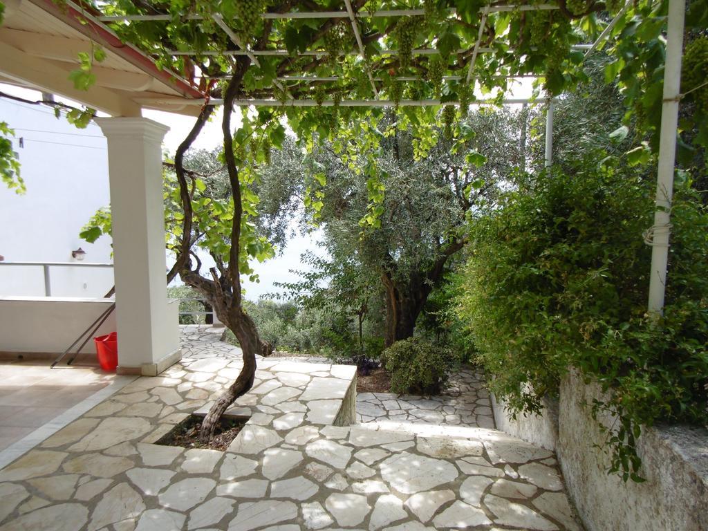 Villa Elli Panoramic View Ypsos Rom bilde